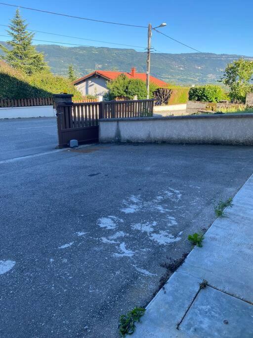Charmant Appartement Entre Lacs Et Montagnes ! Culoz Екстер'єр фото